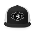 Black and white RC Legacy snapback cap with logo, streetwear design