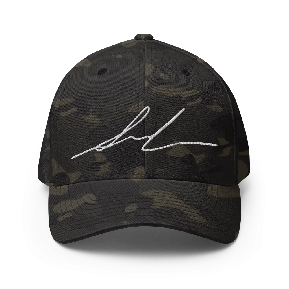 Signature Logo Flexi Fit Baseball Cap in camouflage with white design